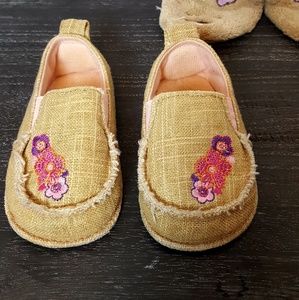 Slip-on baby shoe